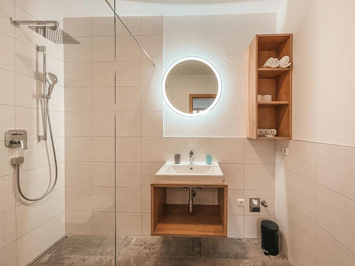 Isanora - Garden & Private Whirlpool By Alpenluxus Appartements Fügen Buitenkant foto