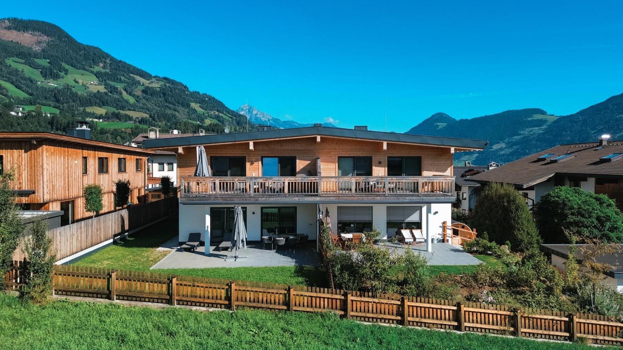 Isanora - Garden & Private Whirlpool By Alpenluxus Appartements Fügen Buitenkant foto